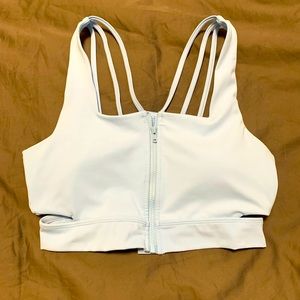 EUC Buff Bunny Blizzard Zip Up Sports Bra